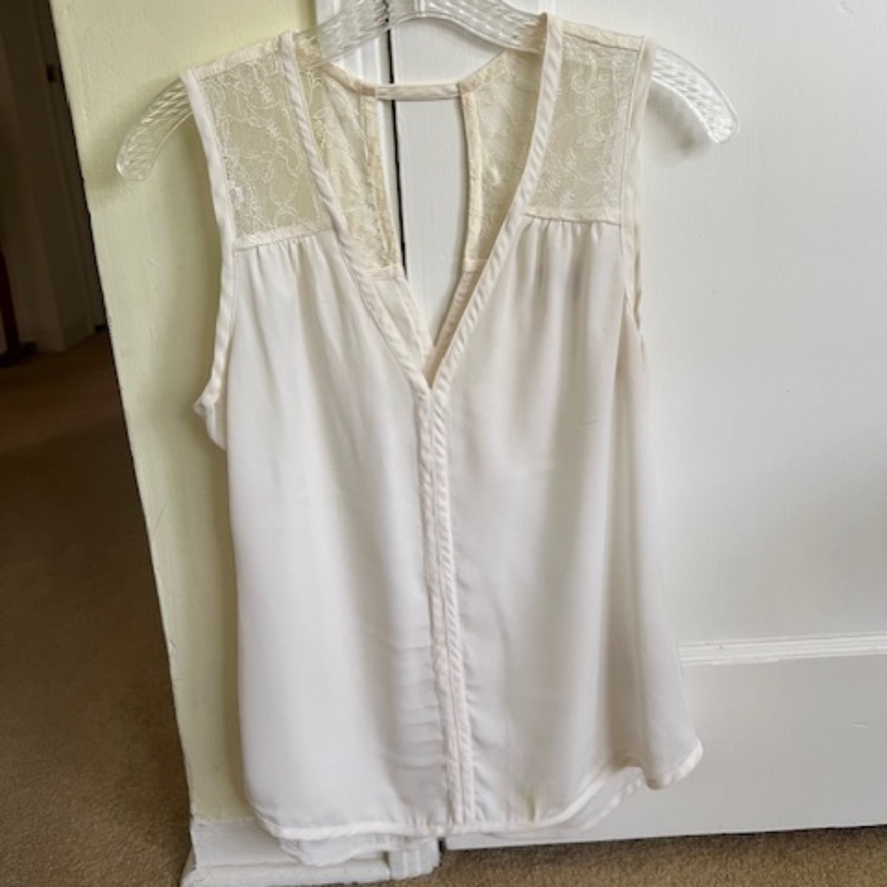 Banana Republic Ivory Top with Lace sz S